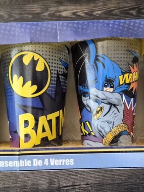 Batman Party Cups - Blue, Yellow & Black